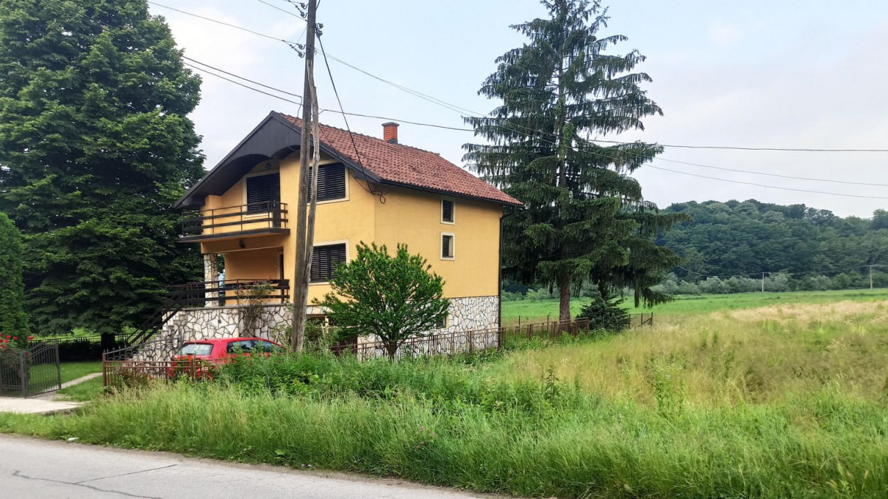 4 sobe, Kuća, 160 m² photo 2