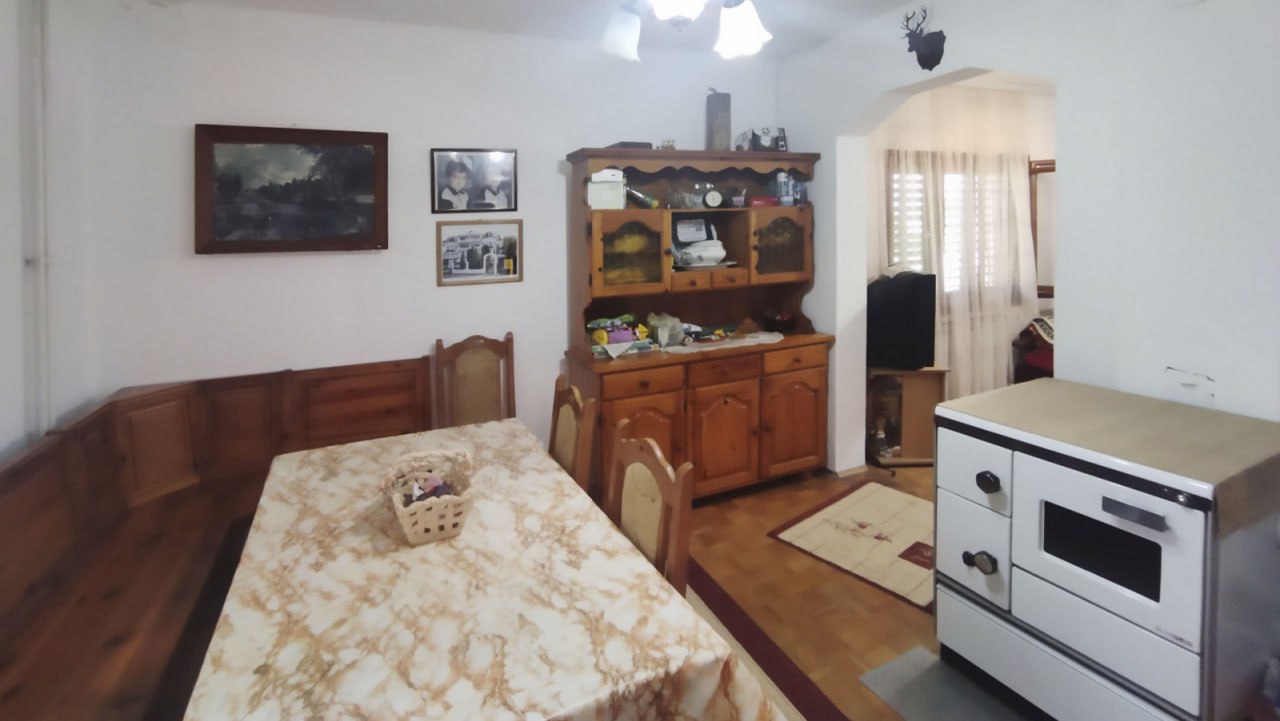 4 sobe, Kuća, 160 m² photo 9