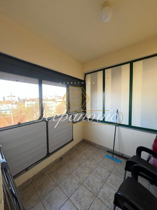 2 sobe, Stan, 41 m² photo 2