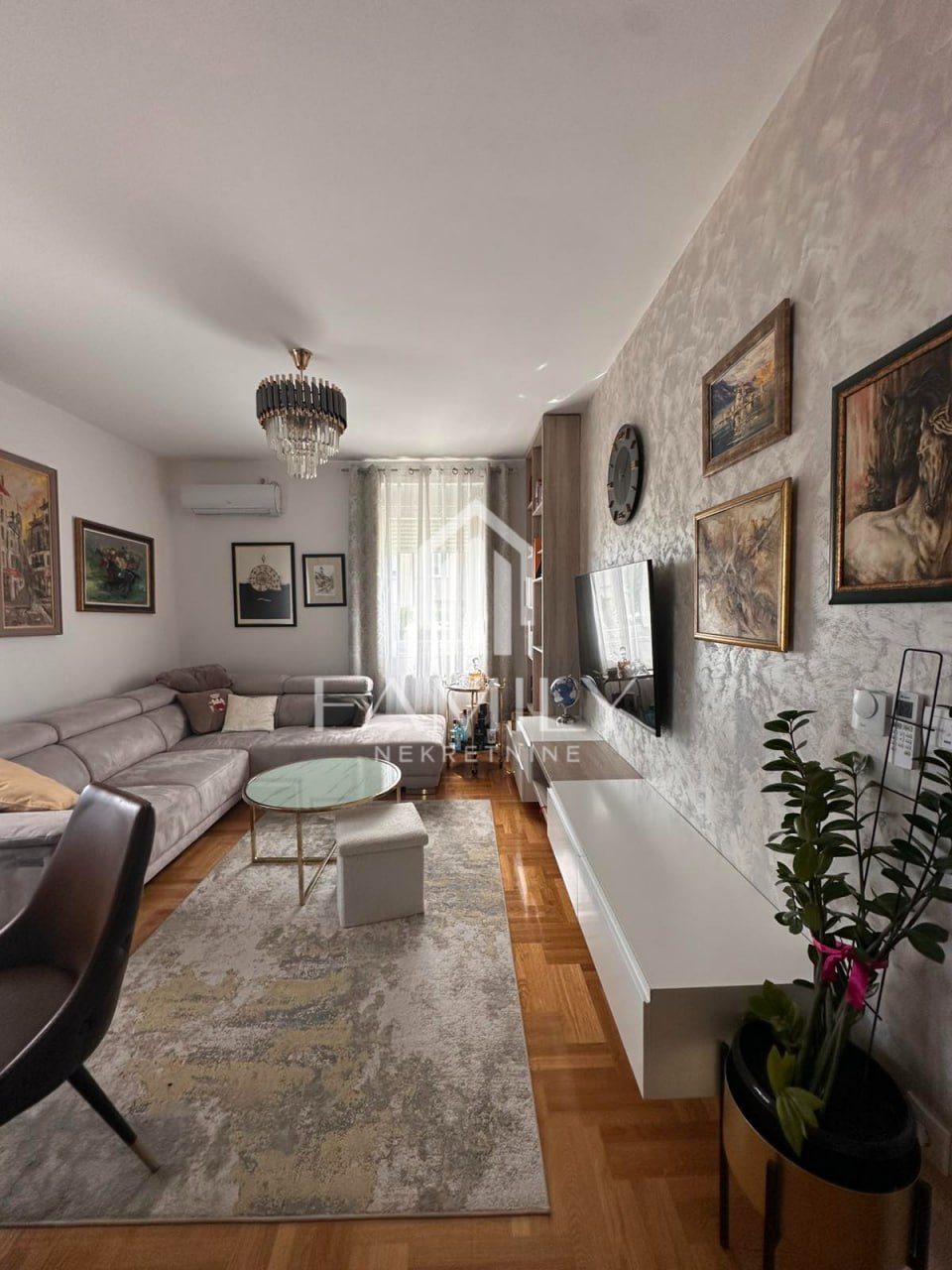 3-комн., Квартира, 55 м²