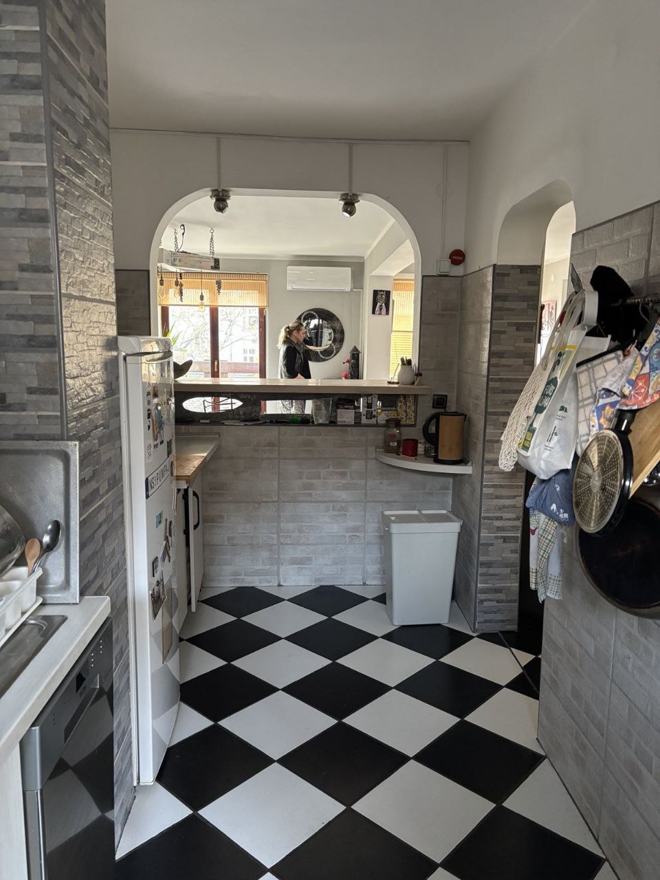 4-комн., Квартира, 102 м²