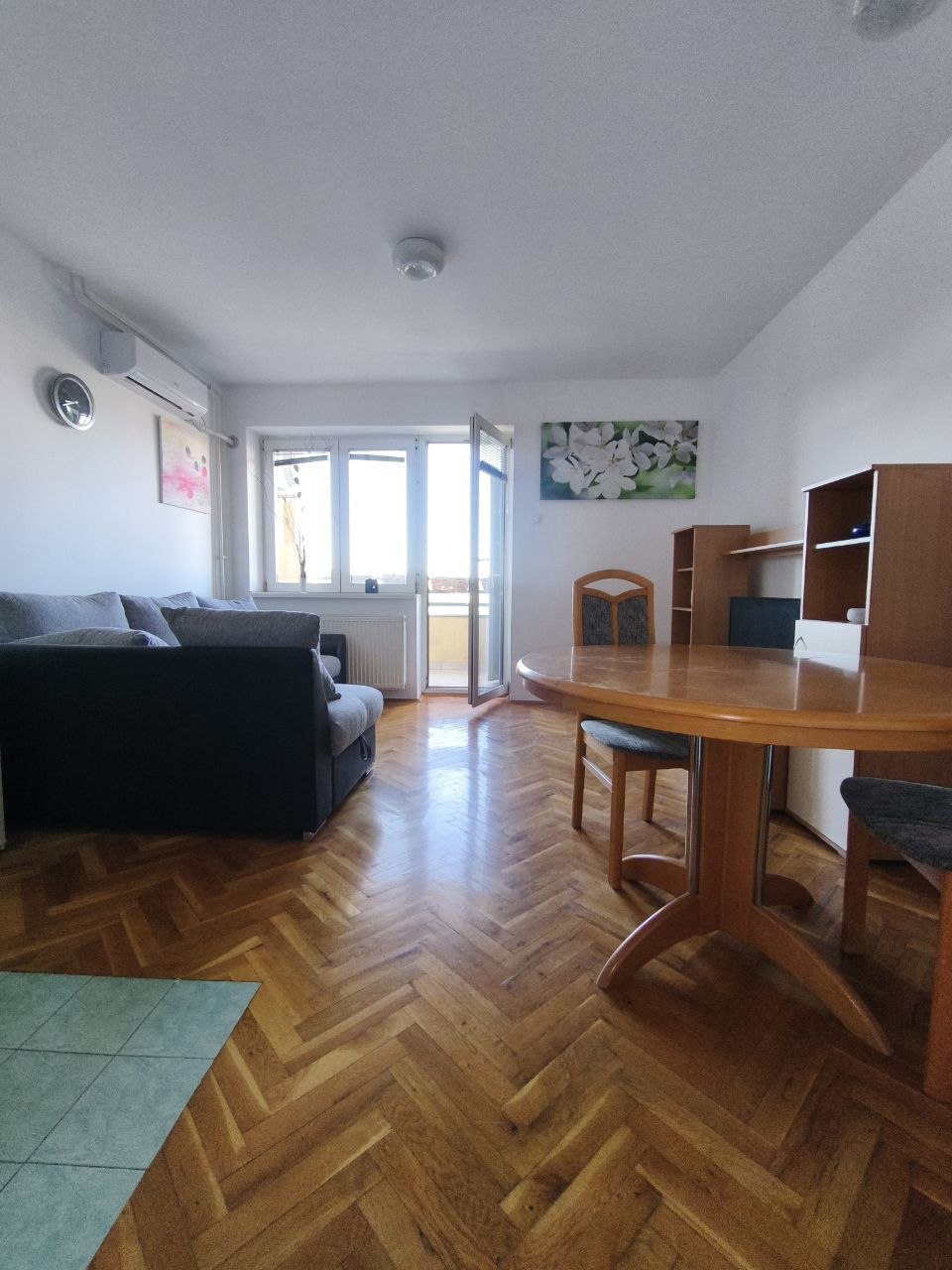 2.5 sobe, Stan, 43 m² photo 2