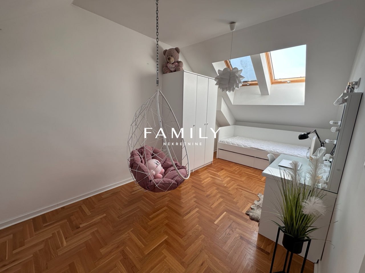 3 sobe, Stan, 94 m² photo 7