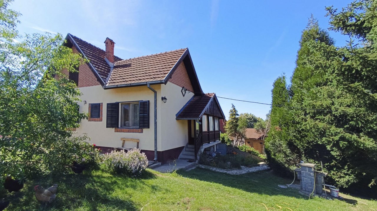 1-room, House, 81 m²